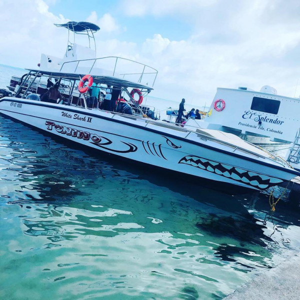 Yate White Shark | Yate en san andrés