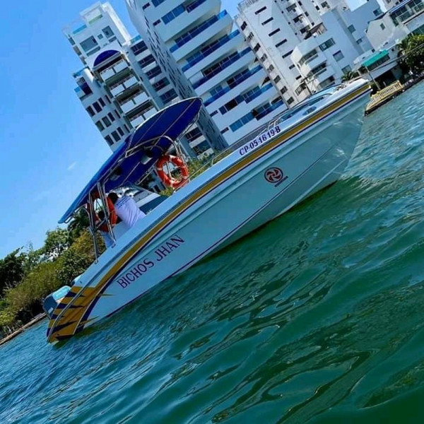 Lancha Bichos Jhan | Lancha en cartagena