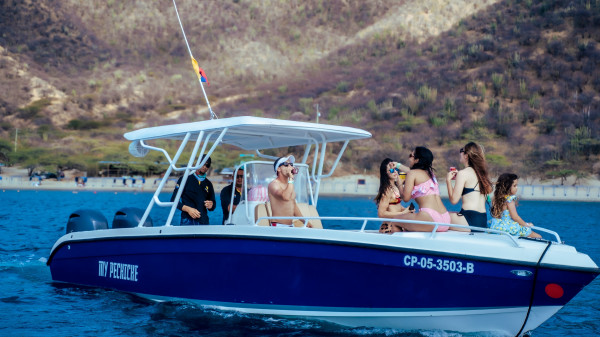 Lancha My Pechiche . | Lancha en santa marta