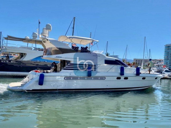 Yate  Anais | Yate en puerto vallarta