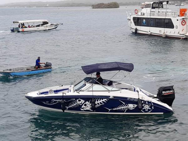 Lancha Imaginatión. | Lancha en san andrés