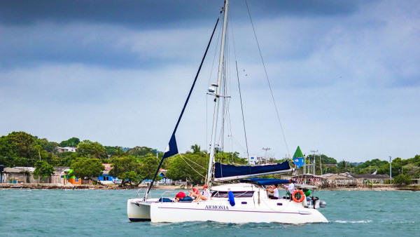 Catamarán Armonía | Catamarán en cartagena