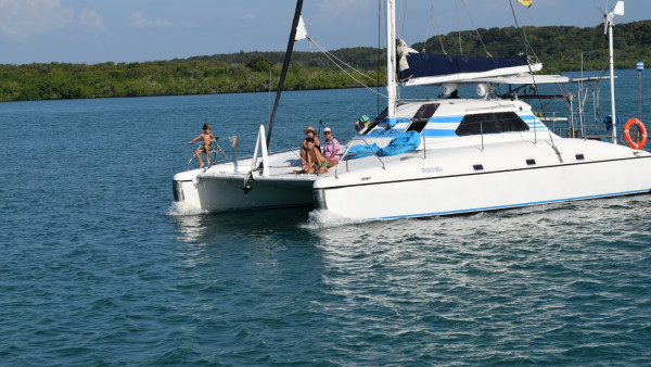 Catamarán Blue Wild Cat  Cartagena
