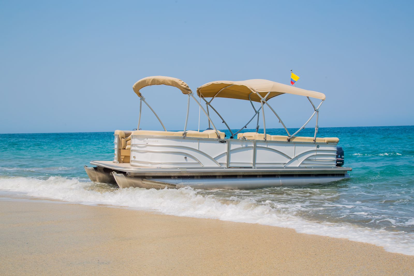 Pontoon in Santa Marta